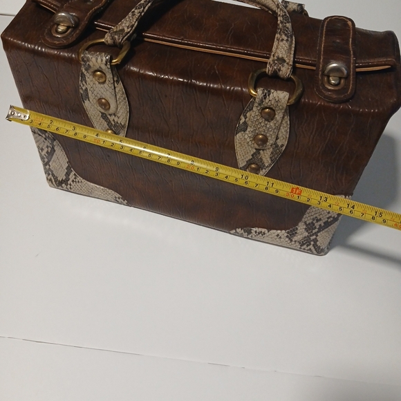 Leather Small Suitcase With Genuine Snake Skin Accents 18"X 11" RARE Brown Faux? - Picture 6 of 9
